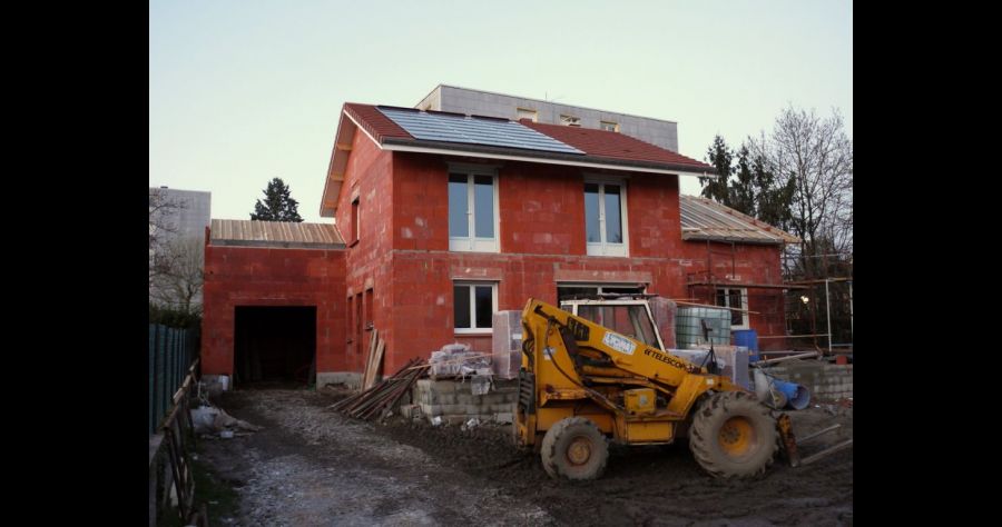 Bien choisir ses accessoires de pose de dallage extérieur - SAMSE